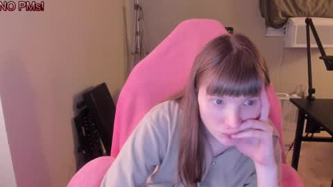 Snapshot of nacmar chatting on September 2025 04:51:02 PM Natalie Marlo online show from September 2025 04:51:02 PM