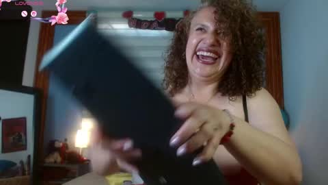 nadia_84 online show from May 2026 02:00:01 PM
