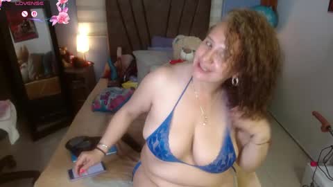 nadia_84 online show from May 2026 01:43:02 PM