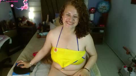 nadia_84 online show from July 2026 07:29:02 PM