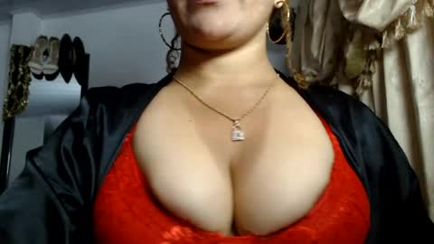 Nadia  online show from July 2026 11:33:01 PM