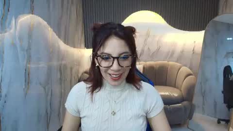 Nadia  online show from June 2026 07:39:02 PM