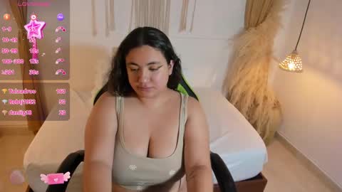 Snapshot of nadine_russo chatting on December 2024 03:55:01 PM Nadine online show from December 2024 03:55:01 PM