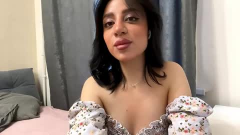 Leya online show from April 2026 01:09:02 PM