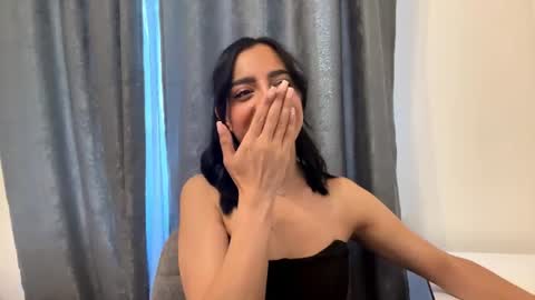 Leya online show from June 2026 01:02:01 PM