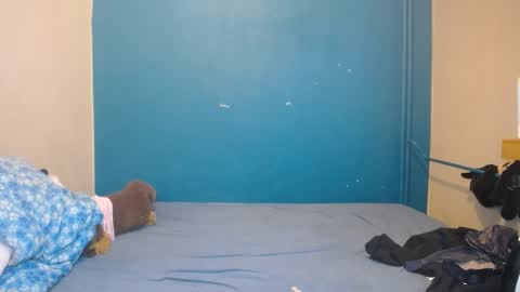 nadinnnea online show from March 2025 01:49:01 PM