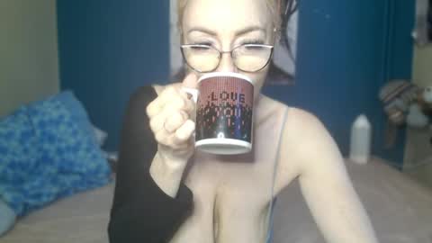 nadinnnea online show from March 2026 07:31:02 AM