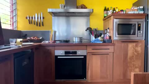 Snapshot of naforahbite chatting on January 2025 08:03:01 AM Sexyhotpapa online show from January 2025 08:03:01 AM