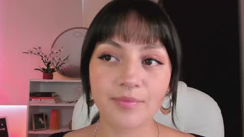 Nahia INDEPENDENT MODEL P online show from June 2026 10:04:01 PM