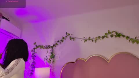 NahiaraReina  online show from June 2026 02:10:01 PM