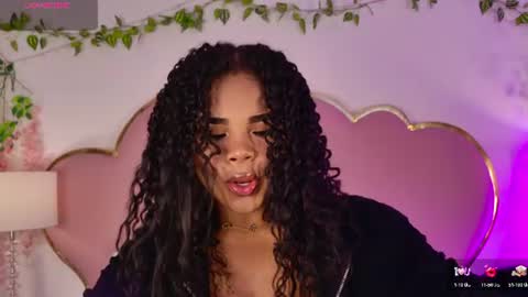 NahiaraReina  online show from June 2026 02:15:01 PM