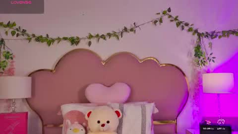 NahiaraReina  online show from July 2026 01:19:01 PM