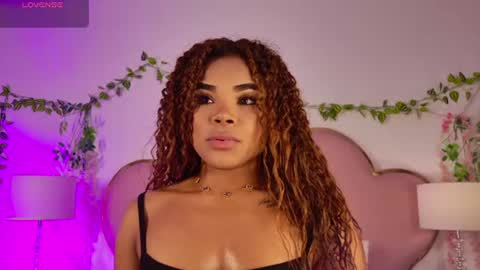 NahiaraReina  online show from July 2026 01:28:01 PM