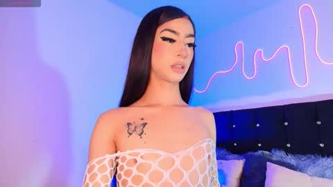 NahiaVictoria  online show from March 2026 07:02:02 PM