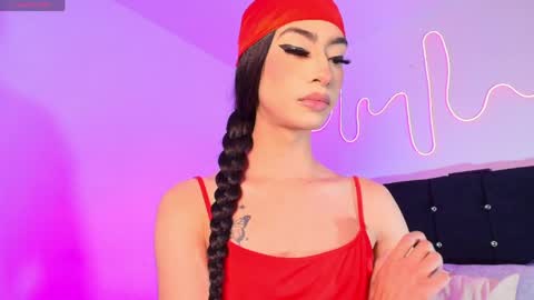 NahiaVictoria  online show from April 2026 03:09:01 PM