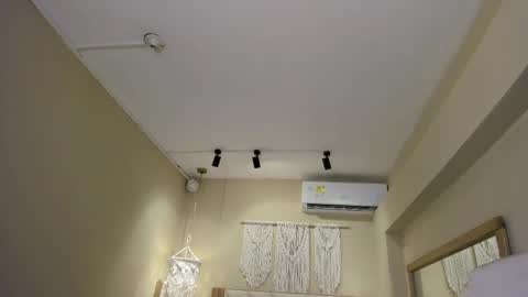 Nahimi online show from May 2026 07:09:02 PM