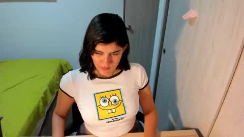 Snapshot of nahomi2021 chatting on April 2026 06:47:02 AM independent model online show from April 2026 06:47:02 AM