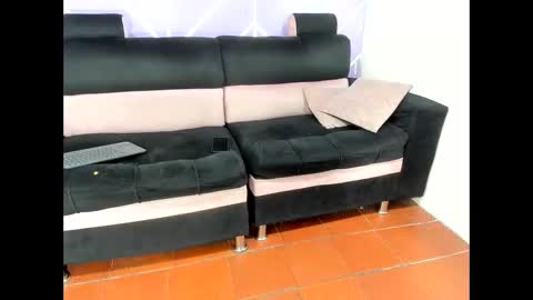 nahomi_hot2002 online show from May 2026 12:12:02 PM