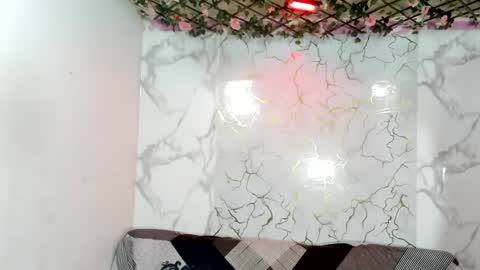 nahomi_hot2002 online show from July 2026 01:13:01 PM