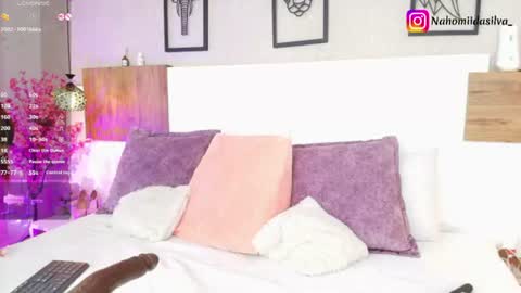 Nahomii online show from July 2026 07:09:01 PM