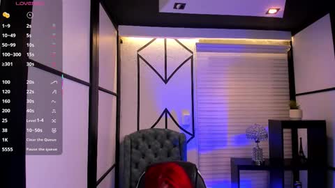 Nahomi online show from November 2025 06:05:02 AM