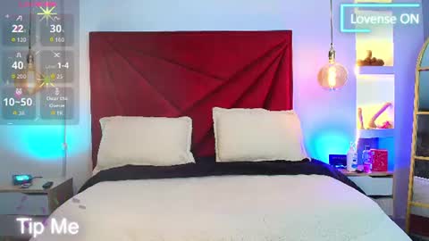 NahomiRoss online show from July 2026 01:15:02 PM