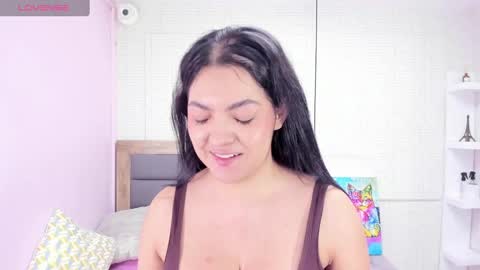 Snapshot of nahomirosse chatting on September 2025 12:09:02 PM SHELBY online show from September 2025 12:09:02 PM