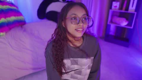 nahomy 2308 online show from May 2026 02:45:01 PM