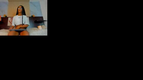 nahomy_james25 online show from November 2025 12:25:01 AM