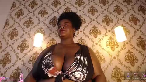 Snapshot of nahybig_boobs chatting on May 2026 12:26:02 PM Karatbby online show from May 2026 12:26:02 PM