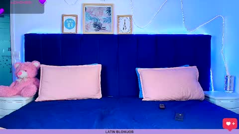 Naia online show from April 2026 07:51:02 PM