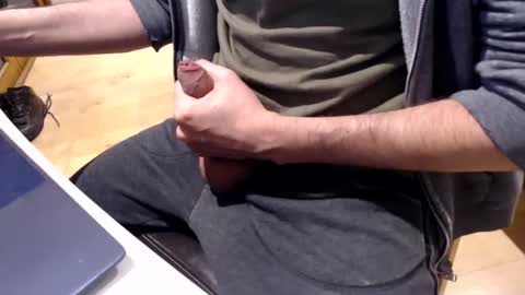 Snapshot of naide chatting on January 2025 02:18:01 AM Naide online show from January 2025 02:18:01 AM