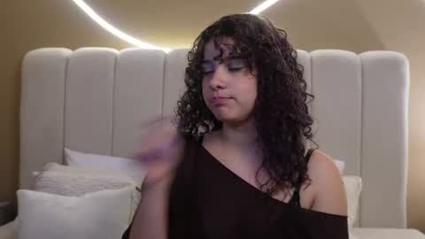 Snapshot of naira_velvett chatting on July 2026 09:32:02 PM Naira online show from July 2026 09:32:02 PM