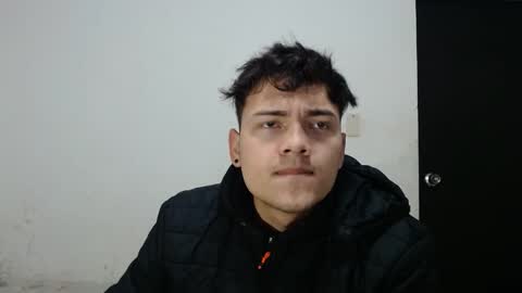 Snapshot of naisha_and_axelh chatting on October 2025 05:17:02 AM naisha and axel2 online show from October 2025 05:17:02 AM