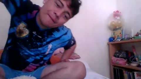 Snapshot of naisha_and_axelh chatting on January 2026 05:27:02 PM naisha and axel2 online show from January 2026 05:27:02 PM