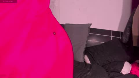 NAJI  online show from November 2025 06:55:02 PM