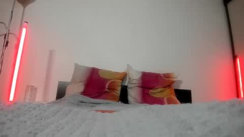 Asy no face  online show from January 2025 03:47:01 PM