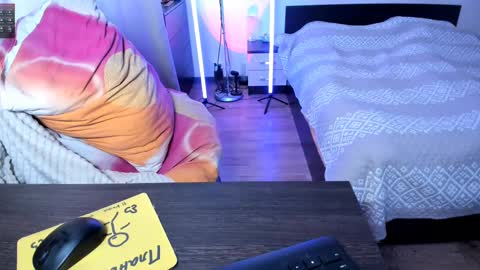 Asy no face  online show from March 2025 09:53:02 AM