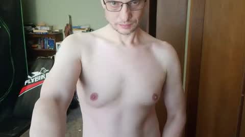 Snapshot of nakedcav chatting on May 2026 09:08:02 PM NakedClown online show from May 2026 09:08:02 PM