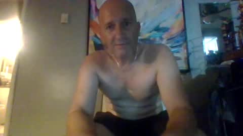 NAKEDINLA online show from August 2026 04:58:01 AM