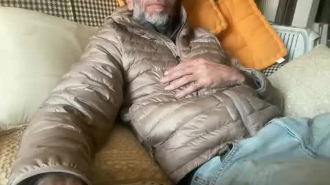 naklitt online show from April 2026 10:01:02 AM