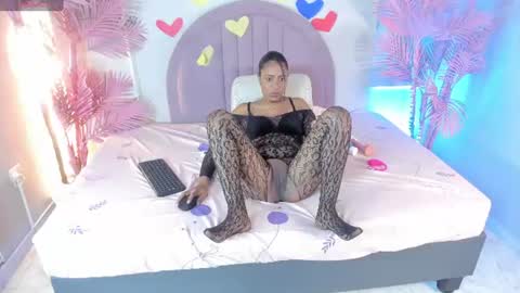 nalapalmer online show from June 2026 07:58:02 PM