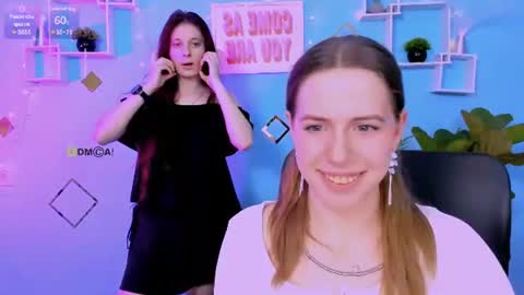 Snapshot of nami_glow chatting on June 2026 10:07:01 AM your Nami online show from June 2026 10:07:01 AM