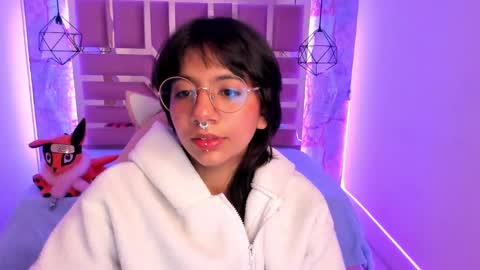 nami_usagi online show from December 2024 02:38:01 PM