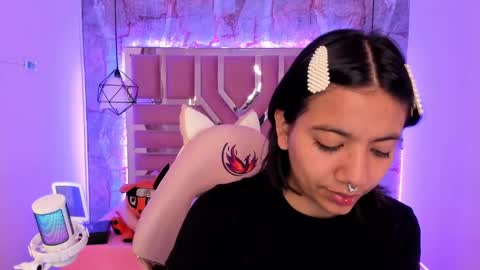 nami_usagi online show from December 2024 11:55:01 AM