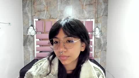 nami_usagi online show from December 2024 11:17:01 AM