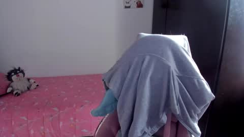 Nami online show from March 2025 08:41:02 PM