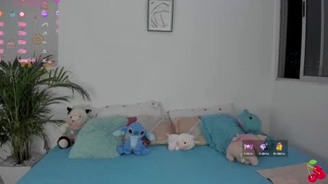 Snapshot of namibergman_ chatting on December 2024 11:17:02 PM N A M I - OF namibergmant online show from December 2024 11:17:02 PM