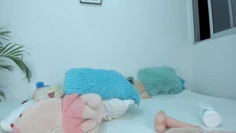 Snapshot of namibergman_ chatting on December 2024 06:55:02 AM N A M I - OF namibergmant online show from December 2024 06:55:02 AM