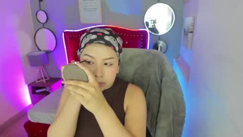 namiko_park online show from February 2025 12:06:01 PM